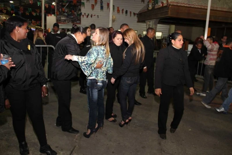 segurança feminino para eventos